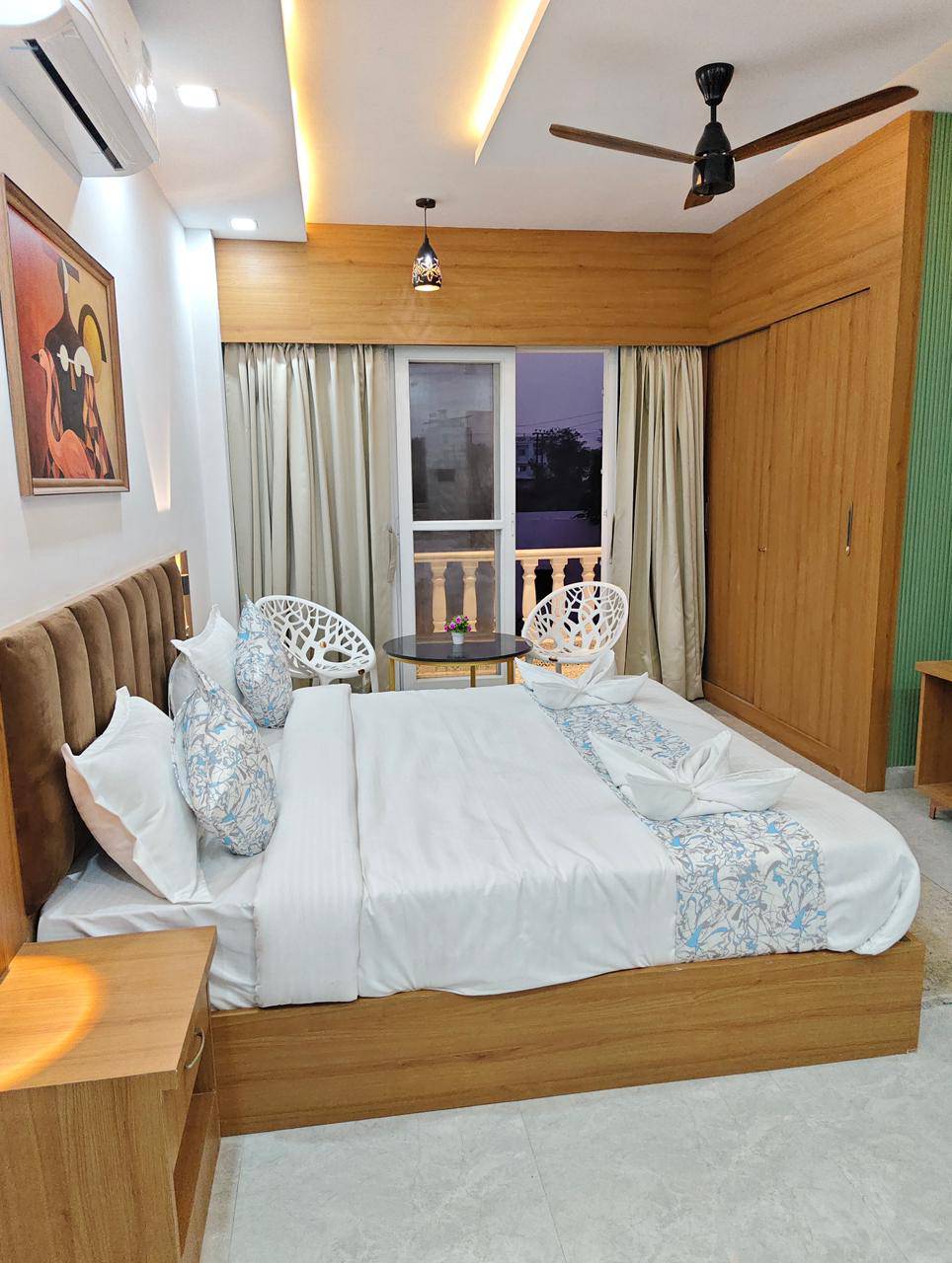 Superior Room